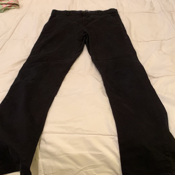 Children’s Place black and khaki pants and a black vest bundle - Picture 3 of 6